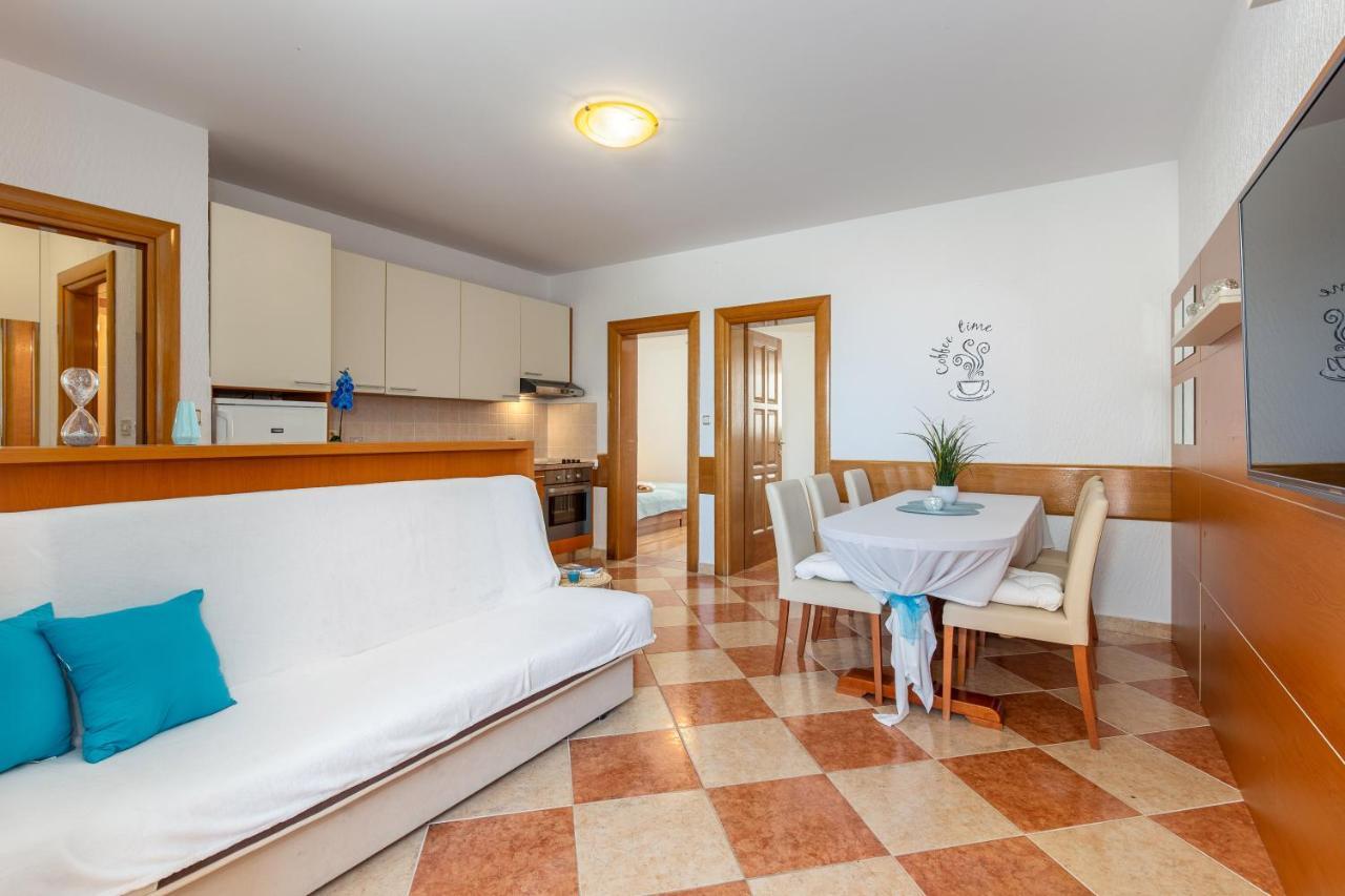 Apartment Oleander Dramalj